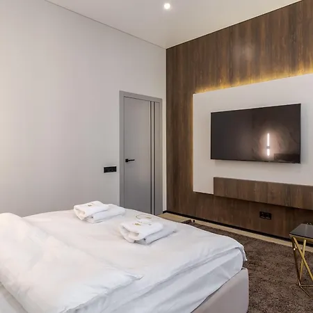 Apartment Royal Special Bathtub Gogolia 11