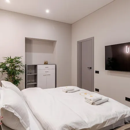 Apartment Royal Special Bathtub Gogolia 11 *